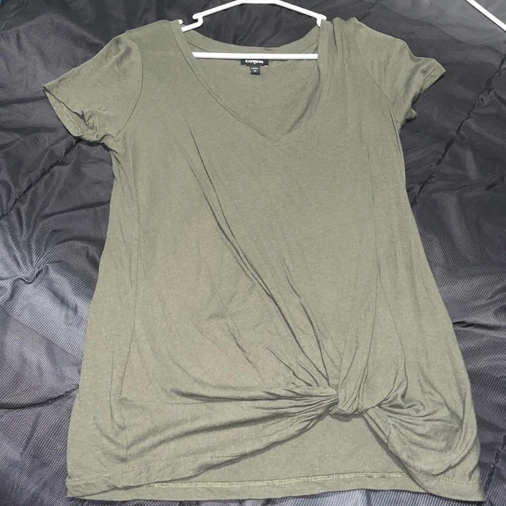 Express V neck